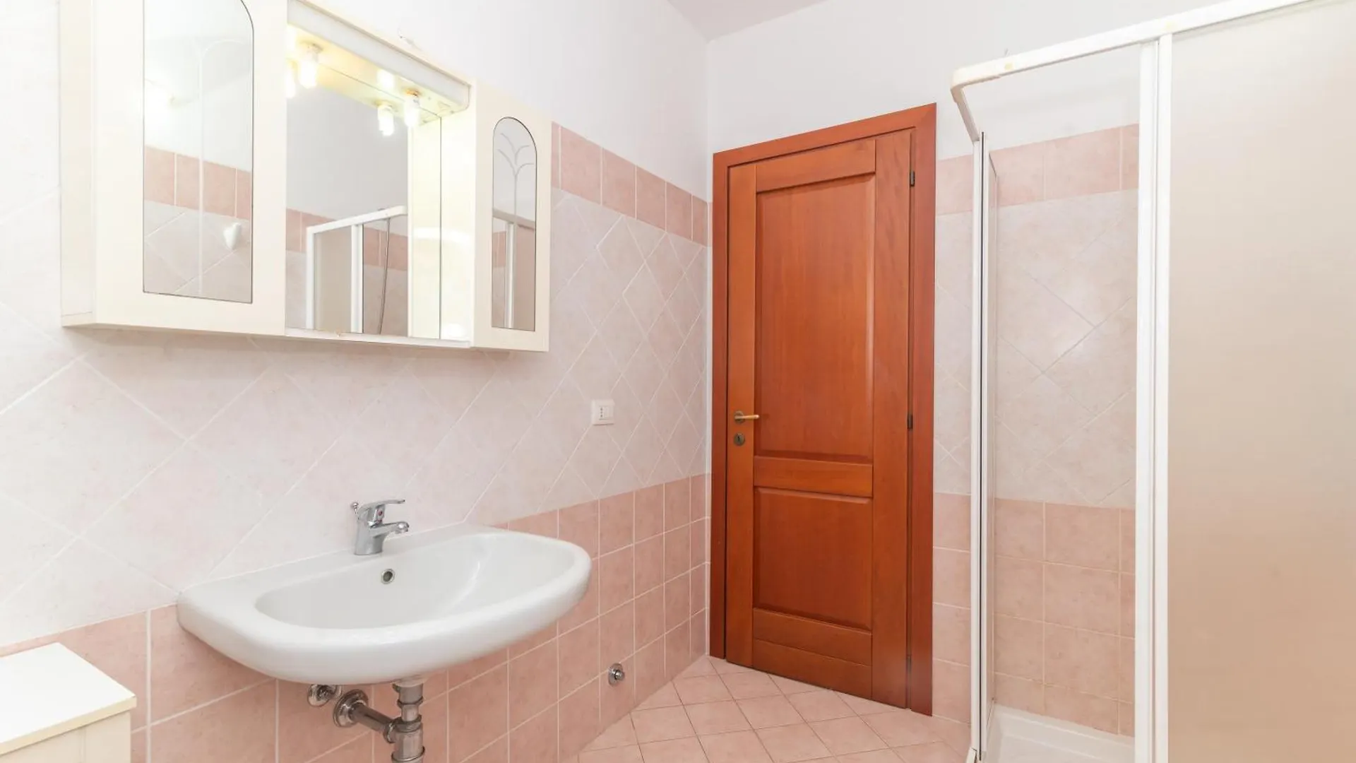 Casa Vacanza San Teodoro Lu Lioni