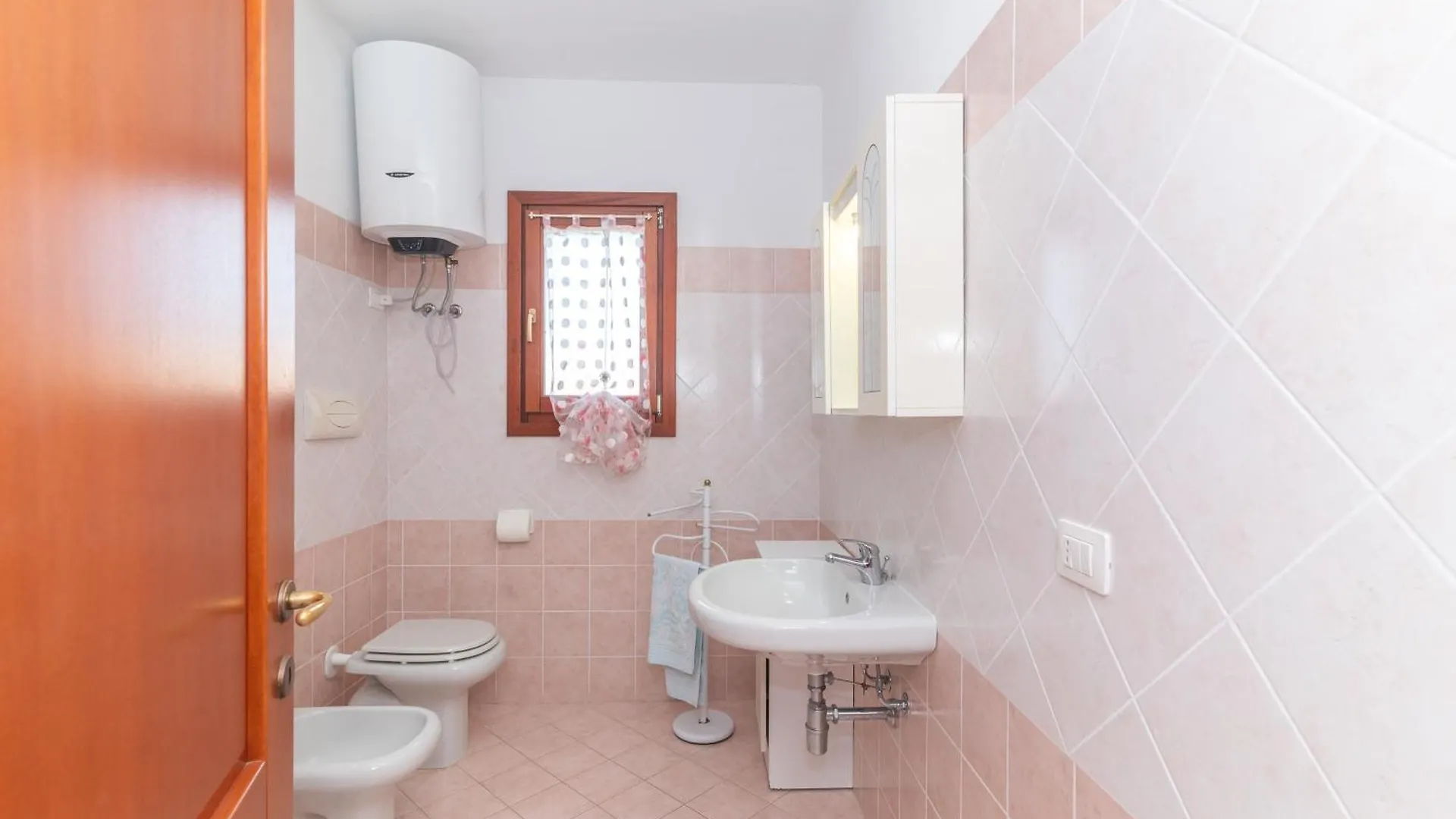 Casa Vacanza San Teodoro Lu Lioni Holiday home